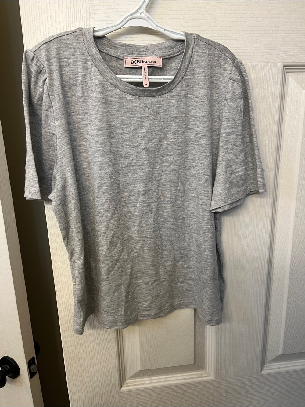 BCBGeneration Gray Crewneck scrunch short sleeve tee size XS